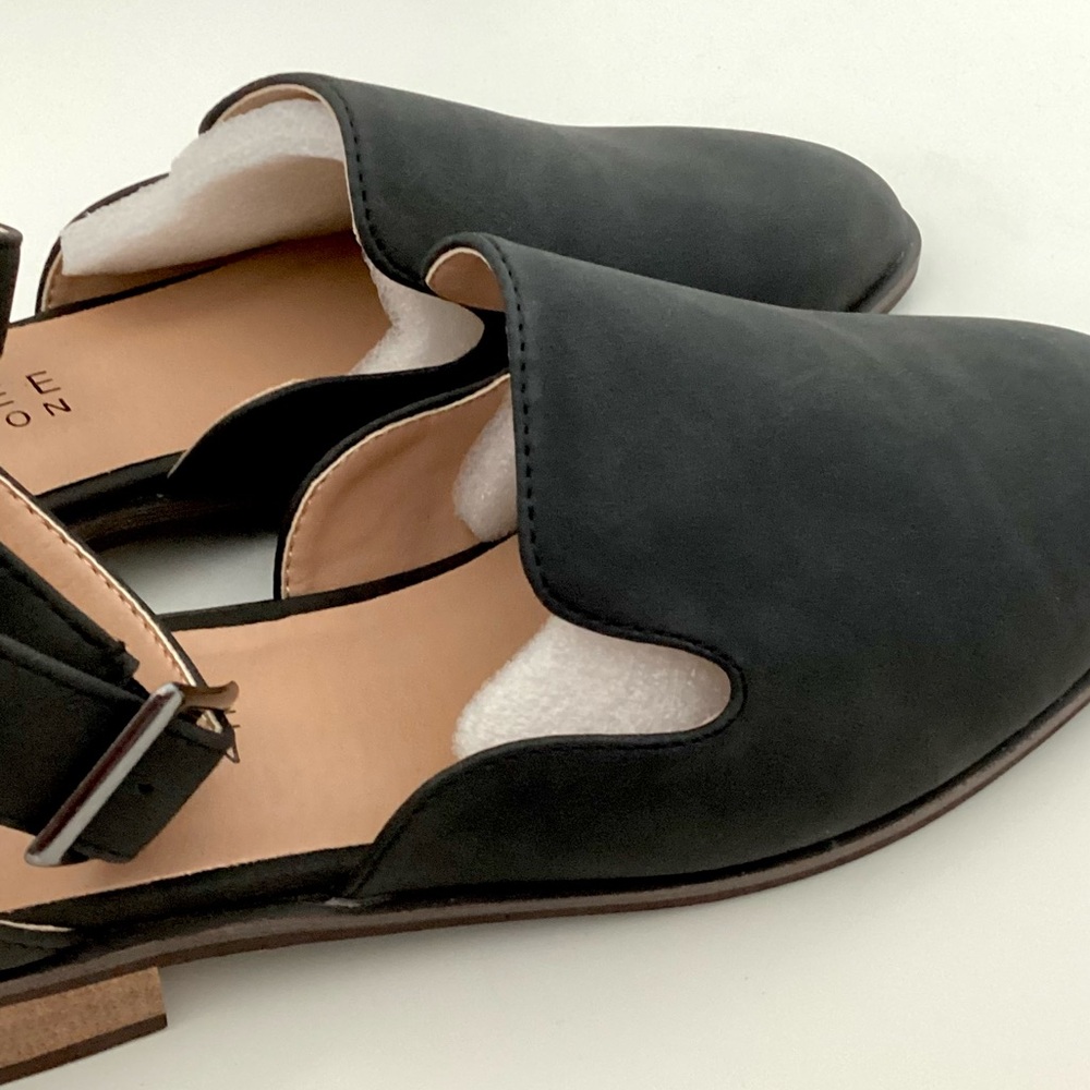 \Journee Collection\• NWT Loreta Flat - Picture 8 of 12